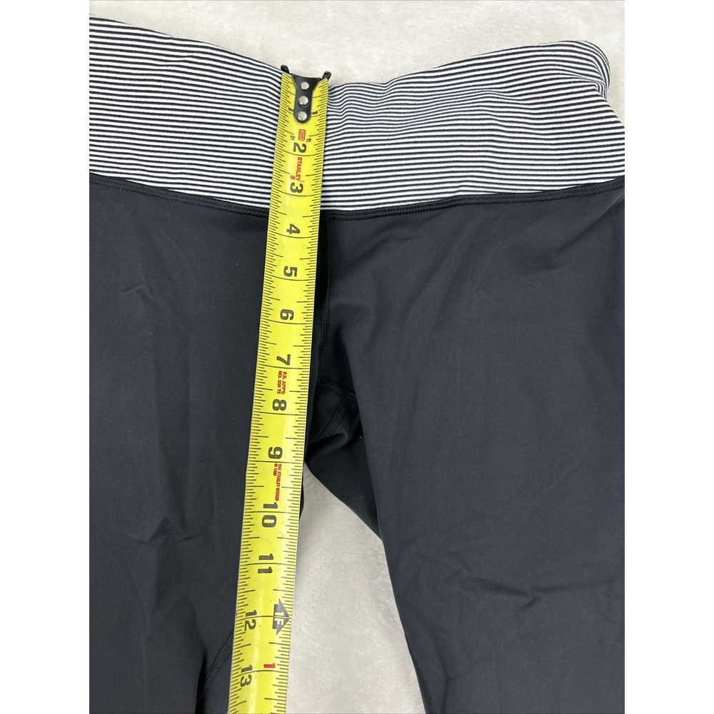 Lululemon Stretch Pants Leggings Split Crop Hem Capri Black Yoga Athletica Sz 10 - Picture 4 of 8